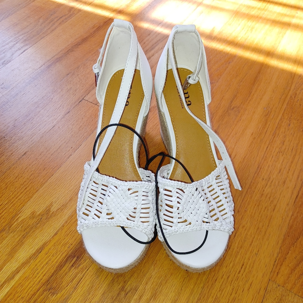 A.n.a white wedge sandal, sz 7.5